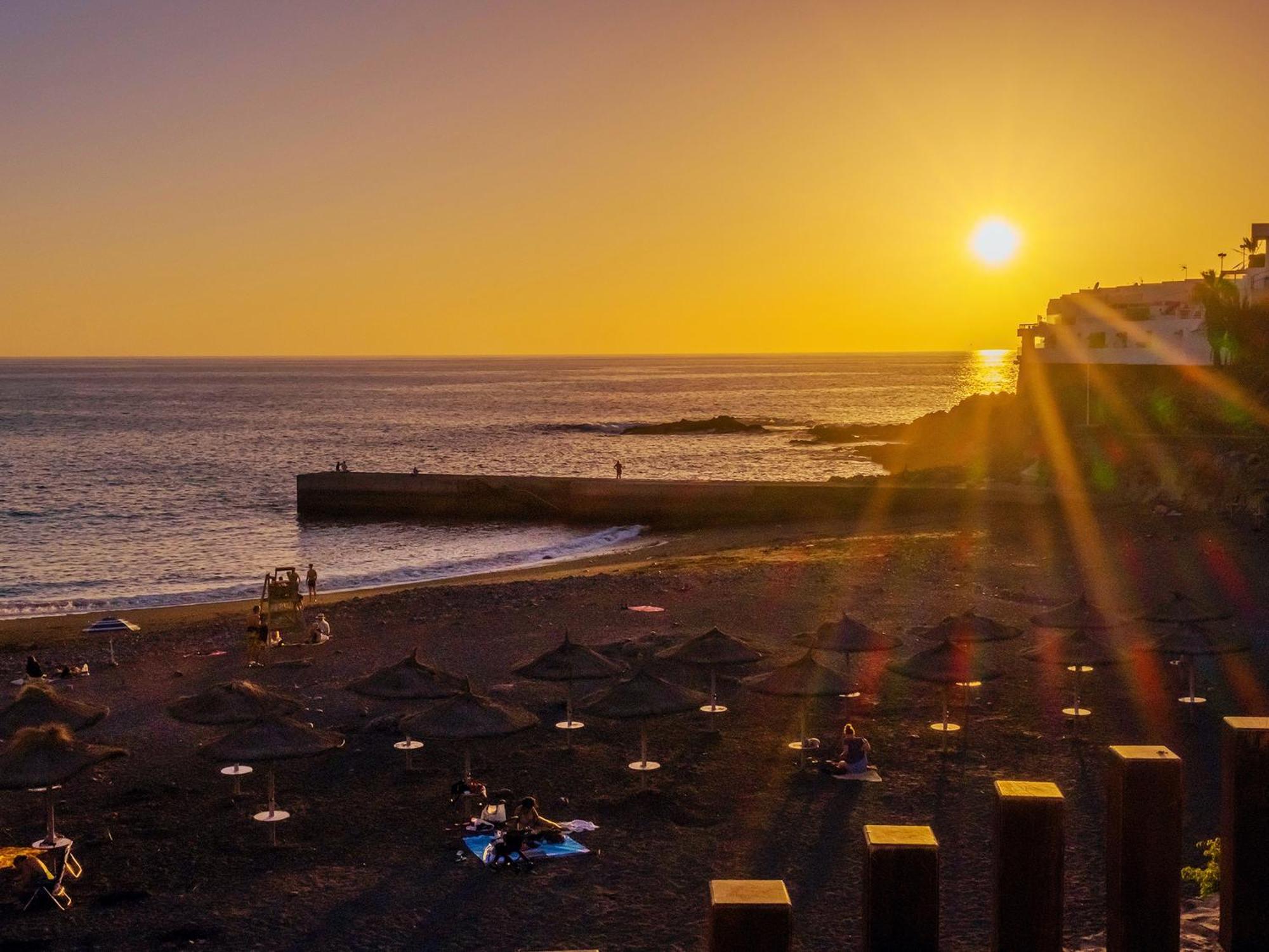 Live Sunset Callao Callao Salvaje Luaran gambar